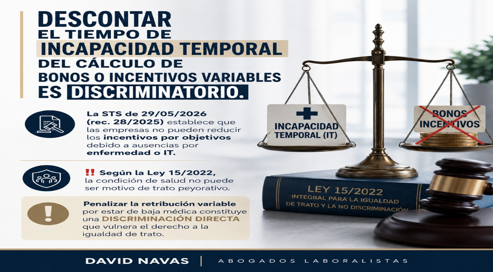 Nómina con desglose de retribución variable junto a parte de baja médica sobre mesa de despacho